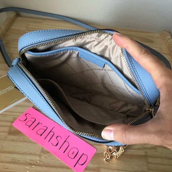 🌼Michael Kors Purse - Picture 11 of 13